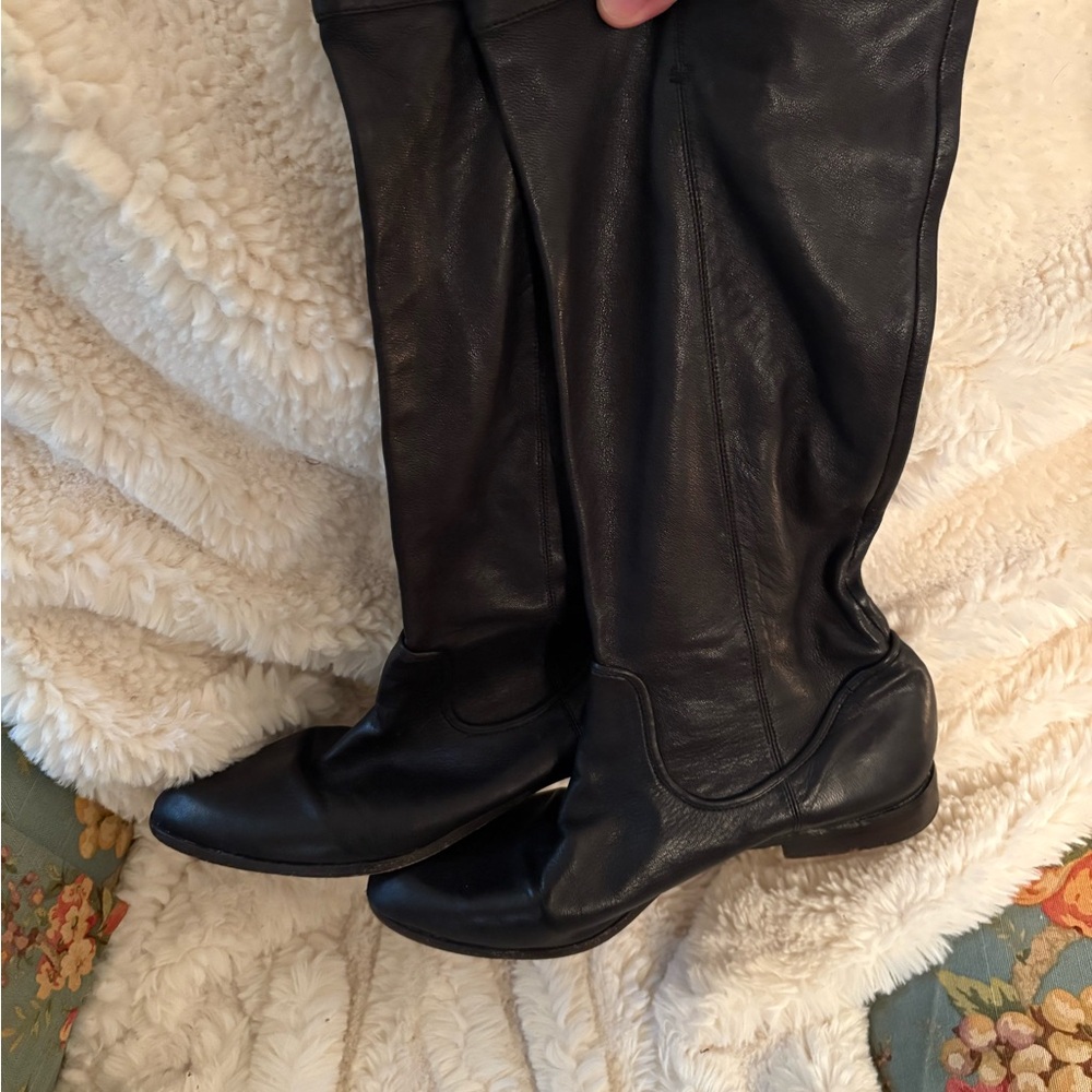 Frye Cindy Slouch Tall Pull-on Black boots